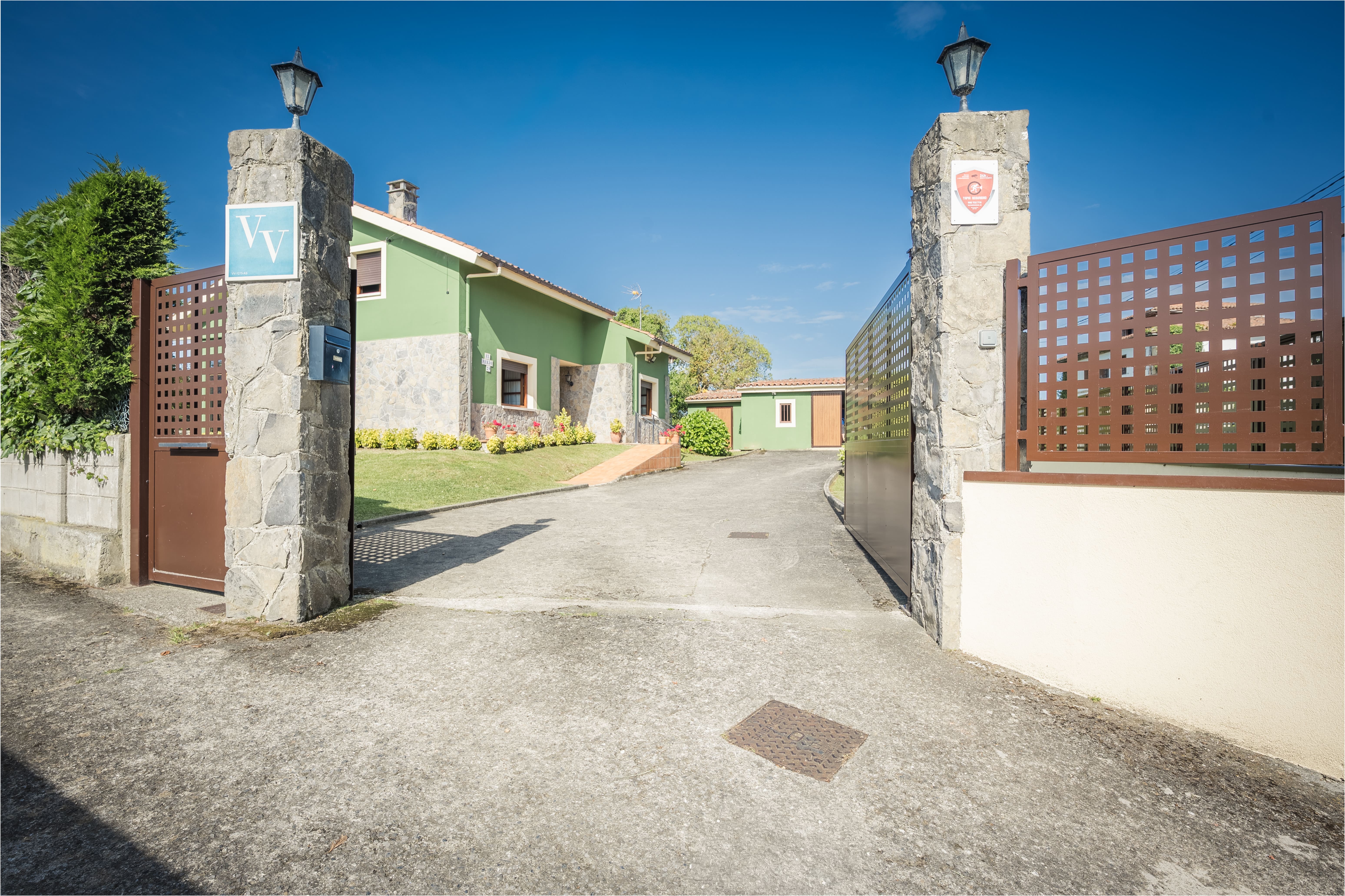 Entrada a la casa