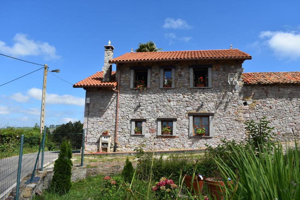 Fachada tradicional de piedra